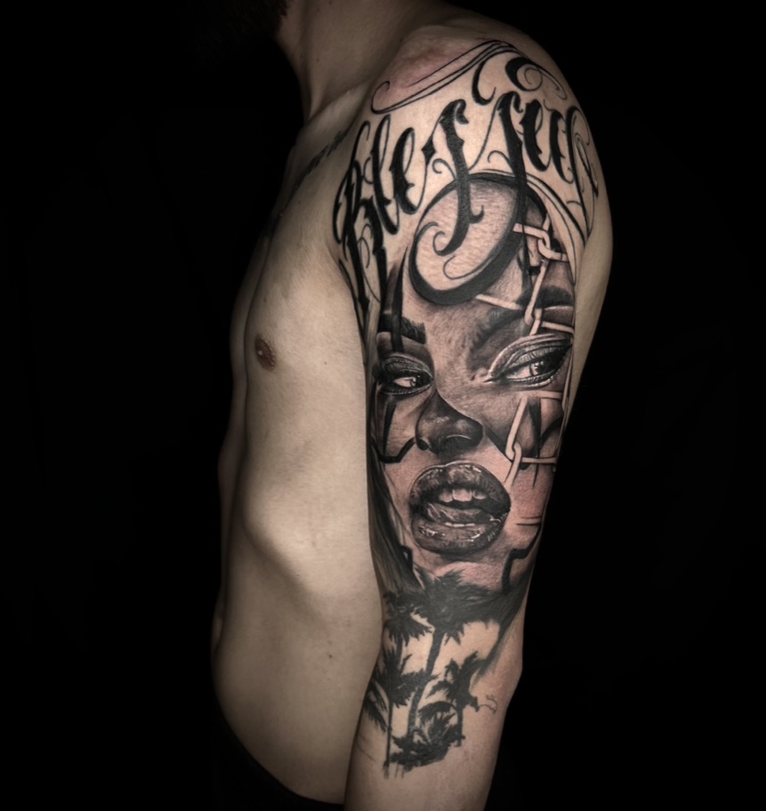 STEVEN - TATUATORE RESIDENT 74 44C23414 F71F 4CEA 8F3C B69E01810A40 1 105 c - 75