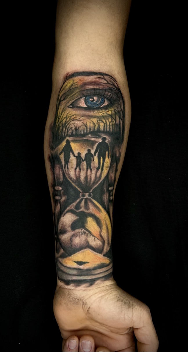 CHRISTIAN - TATUATORE RESIDENT 21 5DE9C2C4 B0F4 40C0 803C AF0A0150A083 1 105 c - 22