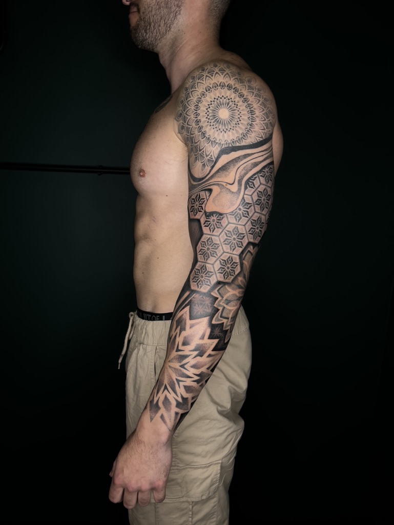 GIULA - TATUATRICE RESIDENT 20 74E2F7E3 9C6A 4459 A5FE CC93FDA7BAD3 1 105 c - 21