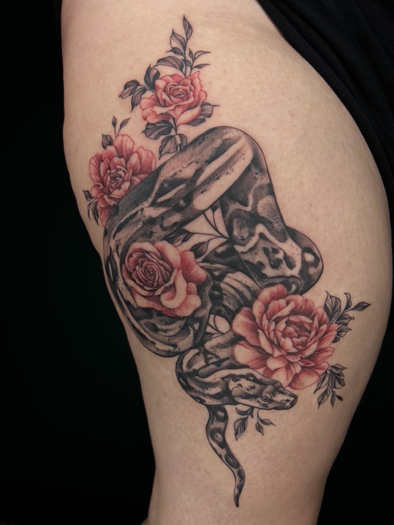 GIULA - TATUATRICE RESIDENT 34 77377670 B169 4081 A32E C5724B280003 1 105 c - 35