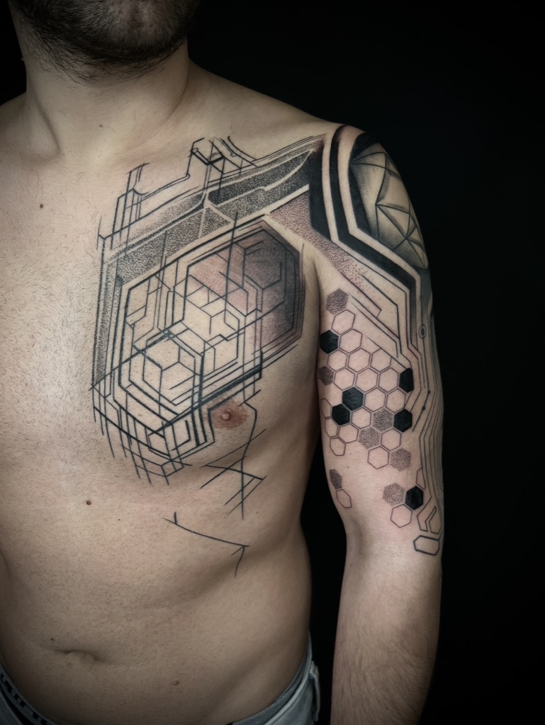 GIULA - TATUATRICE RESIDENT 57 D21D7ED8 9A1C 4E10 8DD8 645F6F091CEC 1 105 c - 58