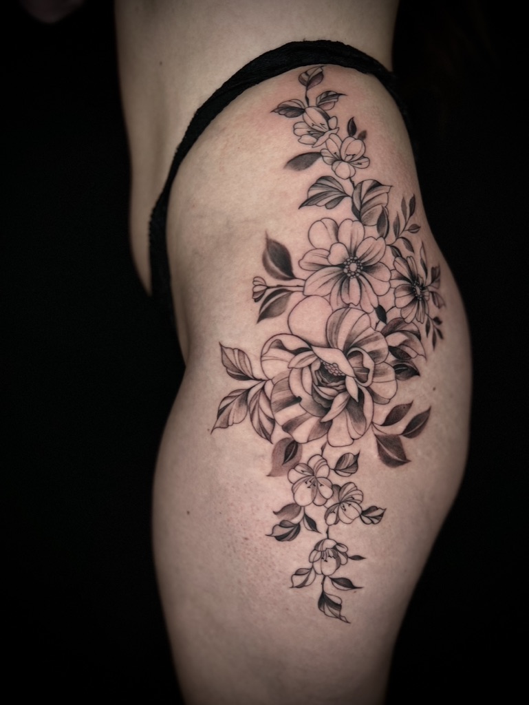 GIULA - TATUATRICE RESIDENT 56 DC8A6803 5449 4CDE AA97 DEE9D43E1F6A 1 105 c - 57