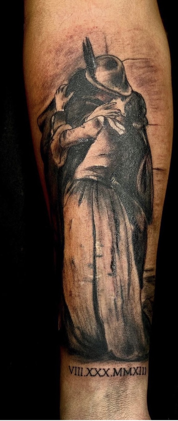 CHRISTIAN - TATUATORE RESIDENT 14 E2B125FA EFA5 4F9C BC59 AC7A98706572 1 105 c - 15