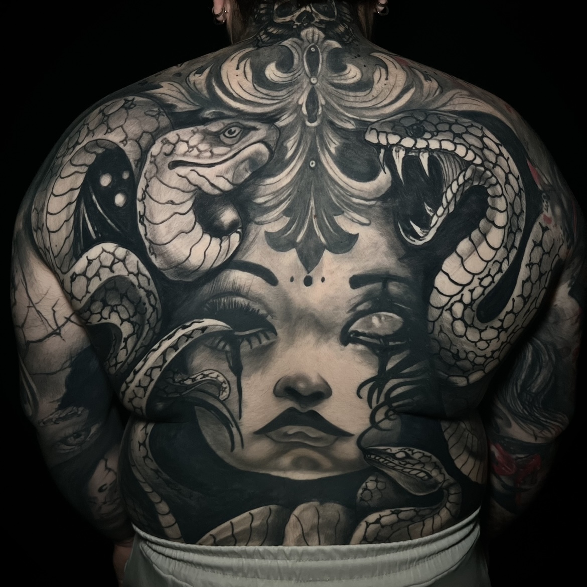 STUDIO DI TATUAGGI E PIERCING 16 IMG 8688 - 17